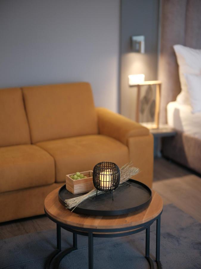 Aparthotel The - & House